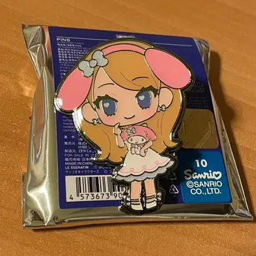 LESSERAFIM 사쿠라 마이멜로디 쿠로미 핀즈