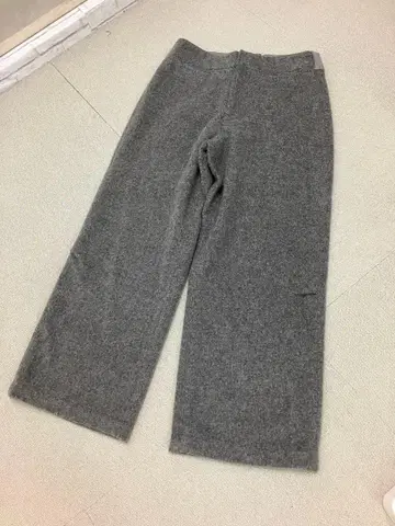 ( K11161 ) 플랜테이션 와이드 울 팬츠 M