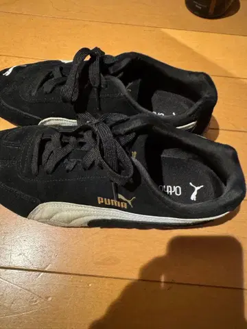 Puma 블랙 스웨이드 스니커즈