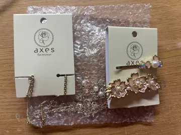 axes femme 벚꽃 모티브 목걸이 머리핀
