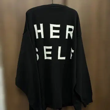 니코앤드 -be with M- 미사요 백 로고 가디건