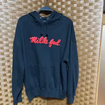 Milk fed. 밀크 페도 후드티
