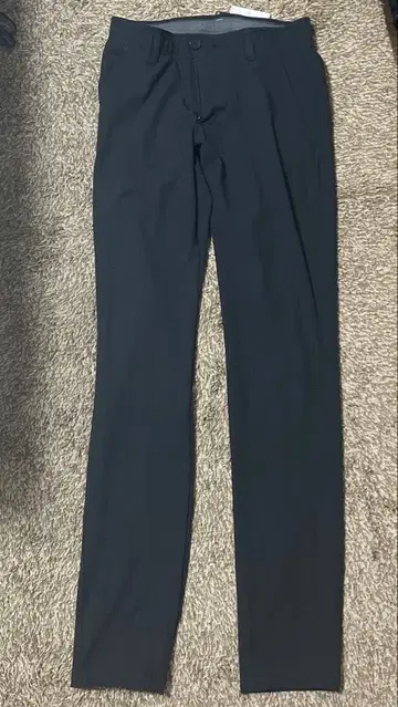 [ 미사용 새상품 ] 블랙 슬림핏 스포츠 팬츠