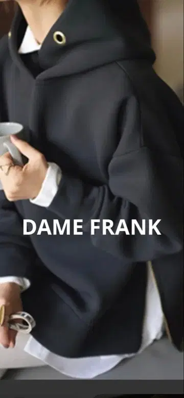 DAME FRANK 담프랑크 본딩 후디 후드티
