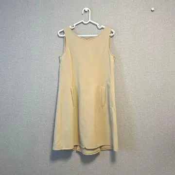 Lily Brown 슬리브리스 원피스 베이지 프리 사이즈