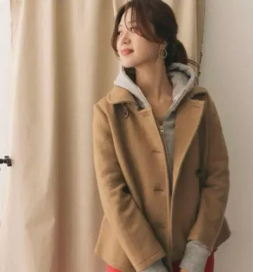 어반 리서치 카멜색 후드 부착 피 코트 사이즈 38