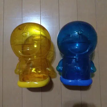 유니클로 x 도라에몽 클리어 노랑, 파랑 저금통 2개 세트