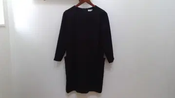 M-PREMIER 엠프리미어 블랙 원피스 리틀 블랙 드레스