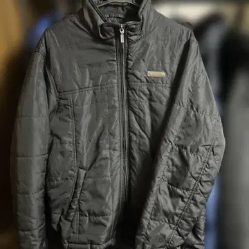 퍼스트 다운 블랙 자켓 L 사이즈