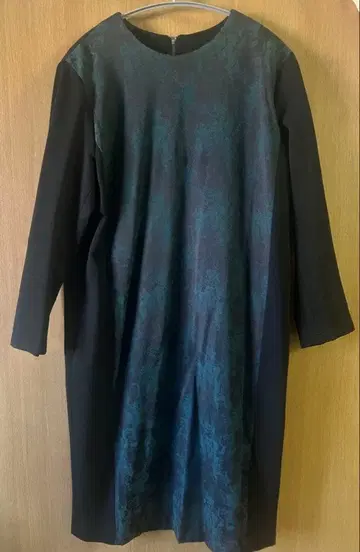 밀라 쇤 새상품급 블랙과 그린 그라데이션 긴팔 원피스 LL