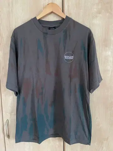 미사용 새상품 BOILER ROOM x BEAMS 반팔T셔츠 L사이즈