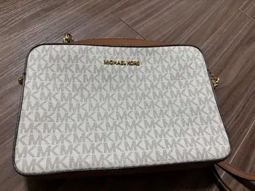 마이클코어스 숄더백