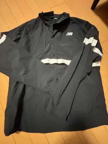 뉴발란스 블랙 나일론 자켓