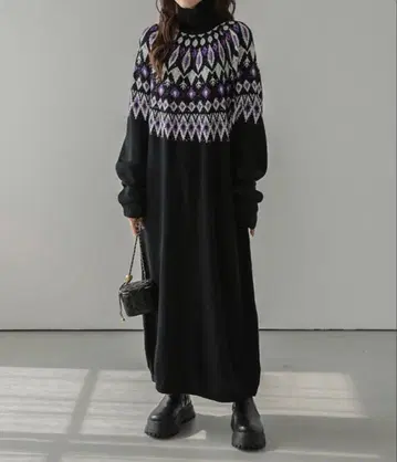 SUGAR BISKET 노르딕 무늬 롱 니트 원피스