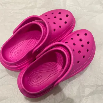 크록스 핑크 샌들 M5 W7