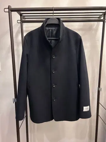 저널 스탠다드 숏 기장 스탠드 카라 코트 네이비