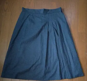 언타이틀 다크 그린 체크 무늬 플레어 스커트 44 새상품급