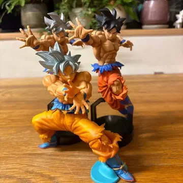 드래곤볼 손오공 피규어 3체 세트