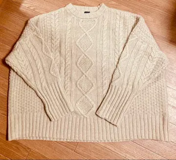 새상품급 ichi 니트 셰틀랜드 울 화이트 프리 사이즈