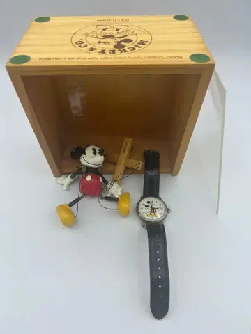 미키마우스 수동 와인딩 시계 미키마우스 꼭두각시 인형