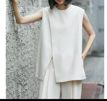 SMILE ORCHID 백 지퍼 비대칭 베스트