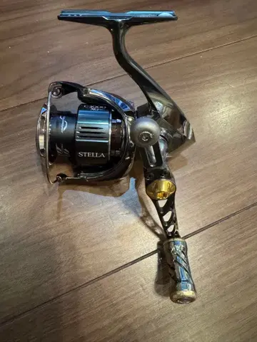 22 스텔라 C3000xg 리브 V.A.E 53 건메탈/골드