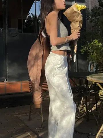 JUEMI EMB Crease Sweat Pants