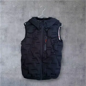 블랙 다운 베스트 후드 부착 M 사이즈