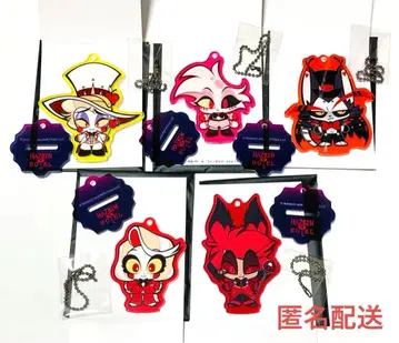 해즈빈 호텔 아크릴 스탠드로도 변하는 아크릴 키링 컴프 세트