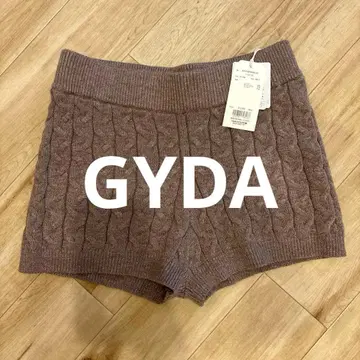 미사용 새상품 GYDA 니트 숏팬츠 프리 사이즈 브라운