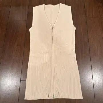 BLOSSOM 리브 V넥 슬리브리스 베스트