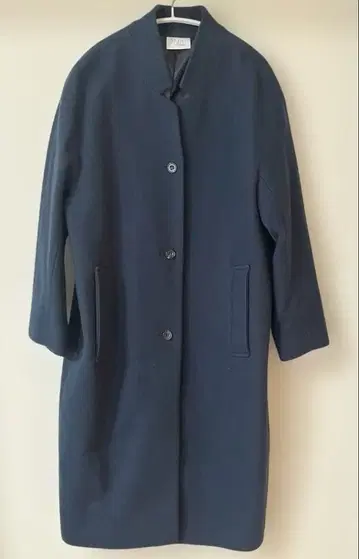 새상품급 앰비덱스 yuni 울 100% 코트 깨끗한 남색