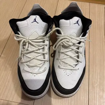 조던 코트사이드23