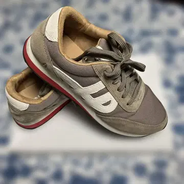 Hush Puppies 바운스 PLUS 그레이 스니커즈