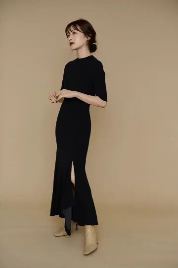 L'Or 슬릿 블랙 롱 원피스