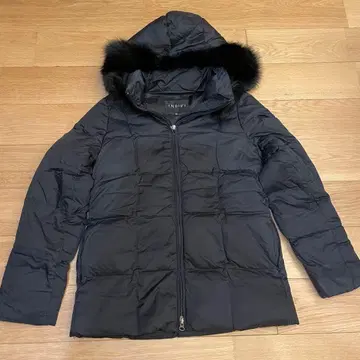 INDIVI 블랙 다운 자켓 38