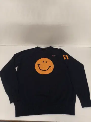 새상품급 러프앤스웰 니트 스마일