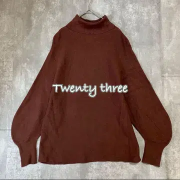 40 [ Twenty three ] 터틀넥 풀오버 니트 루즈핏