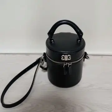 제이다 GYDA Cylindrical 2WAY 핸드백 완판템 새상품급