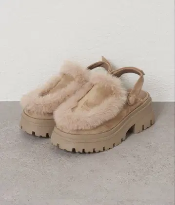 Ray Cassin 무스탕 슬립온 베이지 S 사이즈