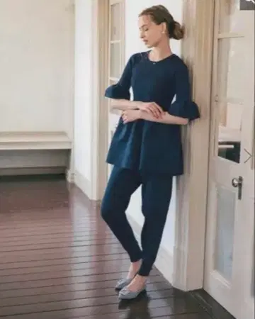 도노반 밀라노 리브 셋업 숏 네이비