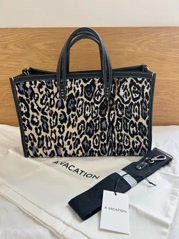 A VACATION BREAD M 레오파드 무늬 레오파드 아바케이션