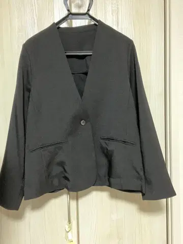 블랙 노카라 자켓 노카라 1개 버튼