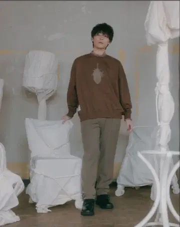 Etrarium 'KOKORO ' Sweat Shirt