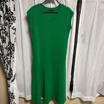 BARNYARDSTORM 그린 슬리브리스 원피스