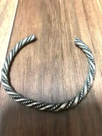 트위스트 디자인 실버 뱅글