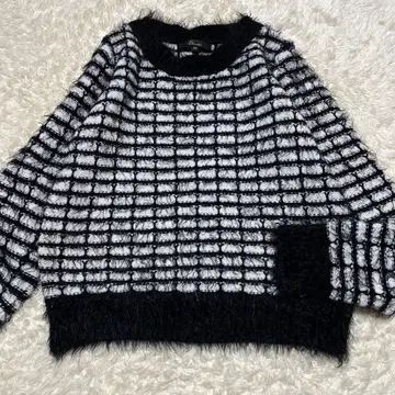 PINKY&DIANNE 핑키앤다이안 스웨터 38