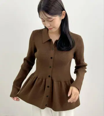 Futier land 페플럼 리브 니트 긴팔 상의