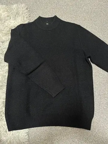 유니클로 블랙 니트 스웨터 XL 사이즈 하이넥