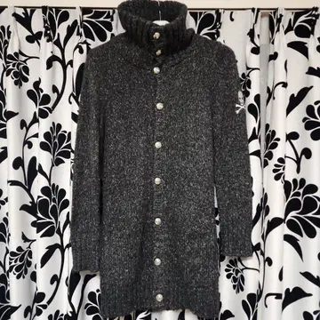 LOVELESS 하이넥 니트 M